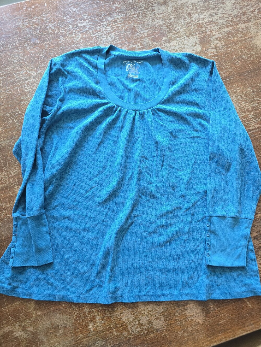 Women’s Teal Long-Sleeve Pullover Top